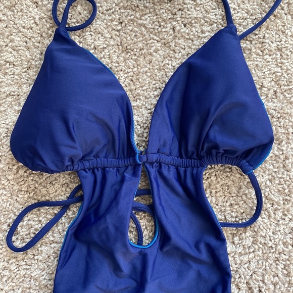 Sitka one piece swimsuit - Picture 2 of 5